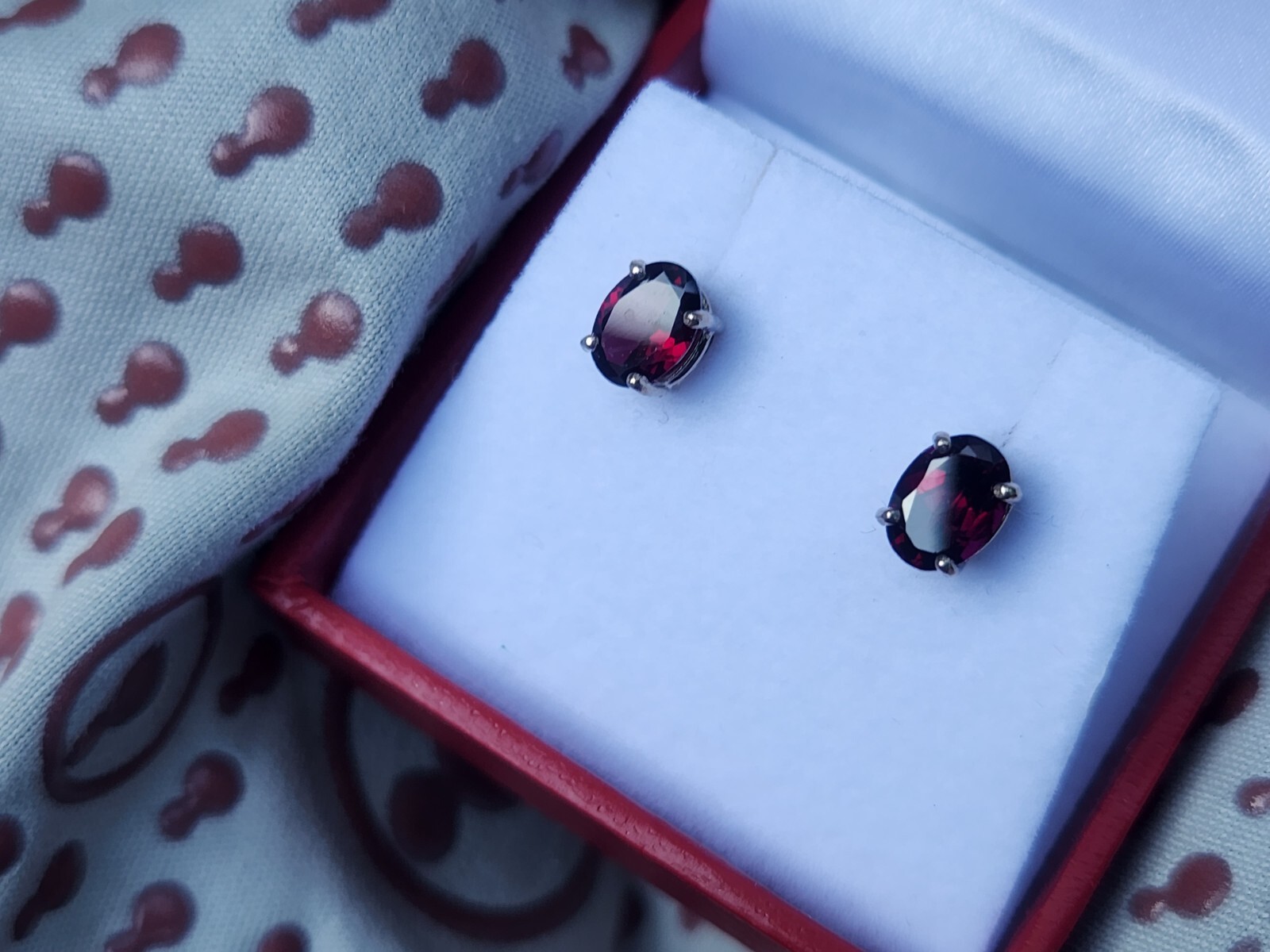 2.07 CT. RHODOLITE GARNET STUD EARRINGS LOUPE CLEAN S/S MADE IN USA