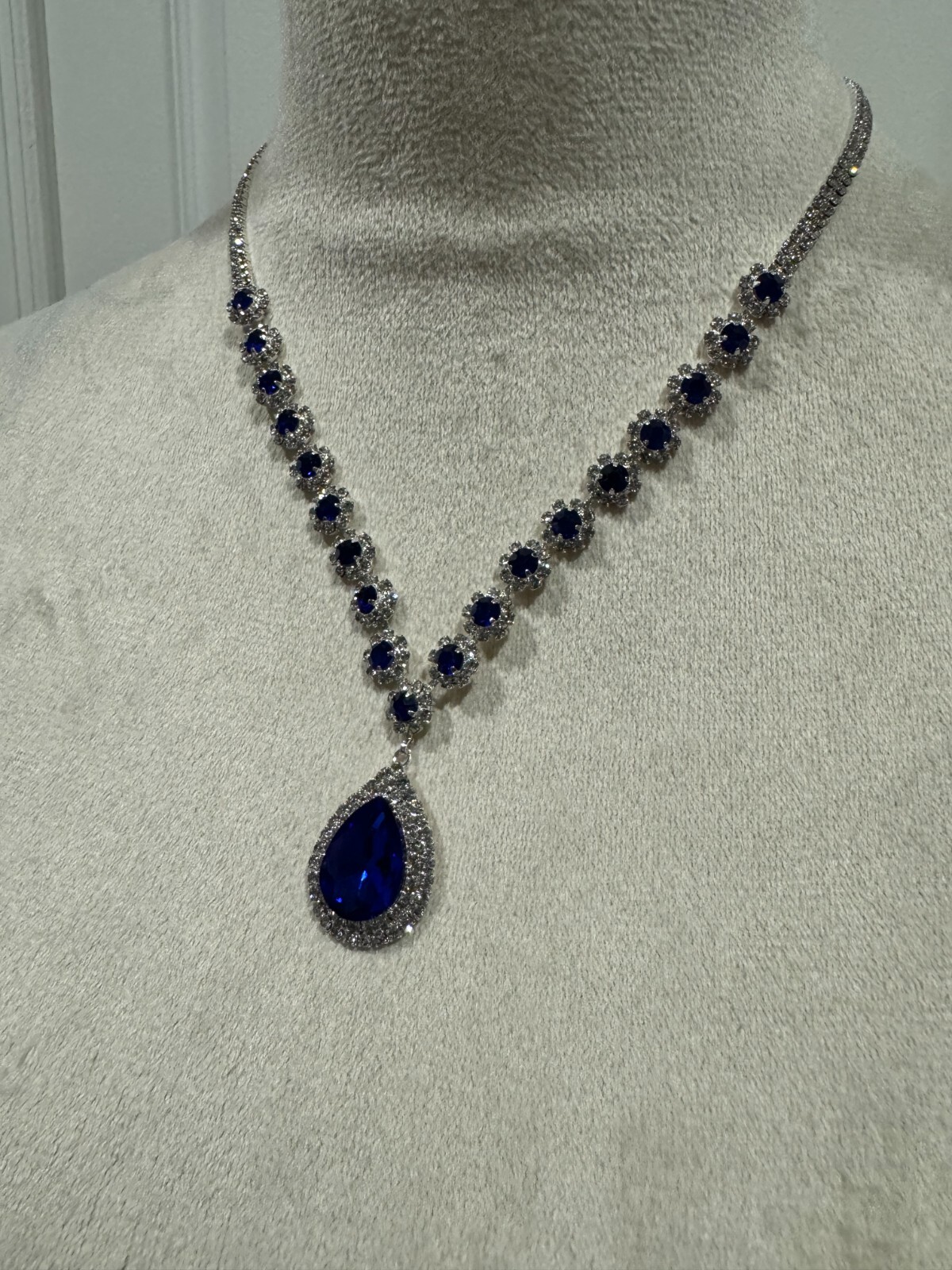 Crystal Necklace Earrings & Bracelet Jewelry Set Blue