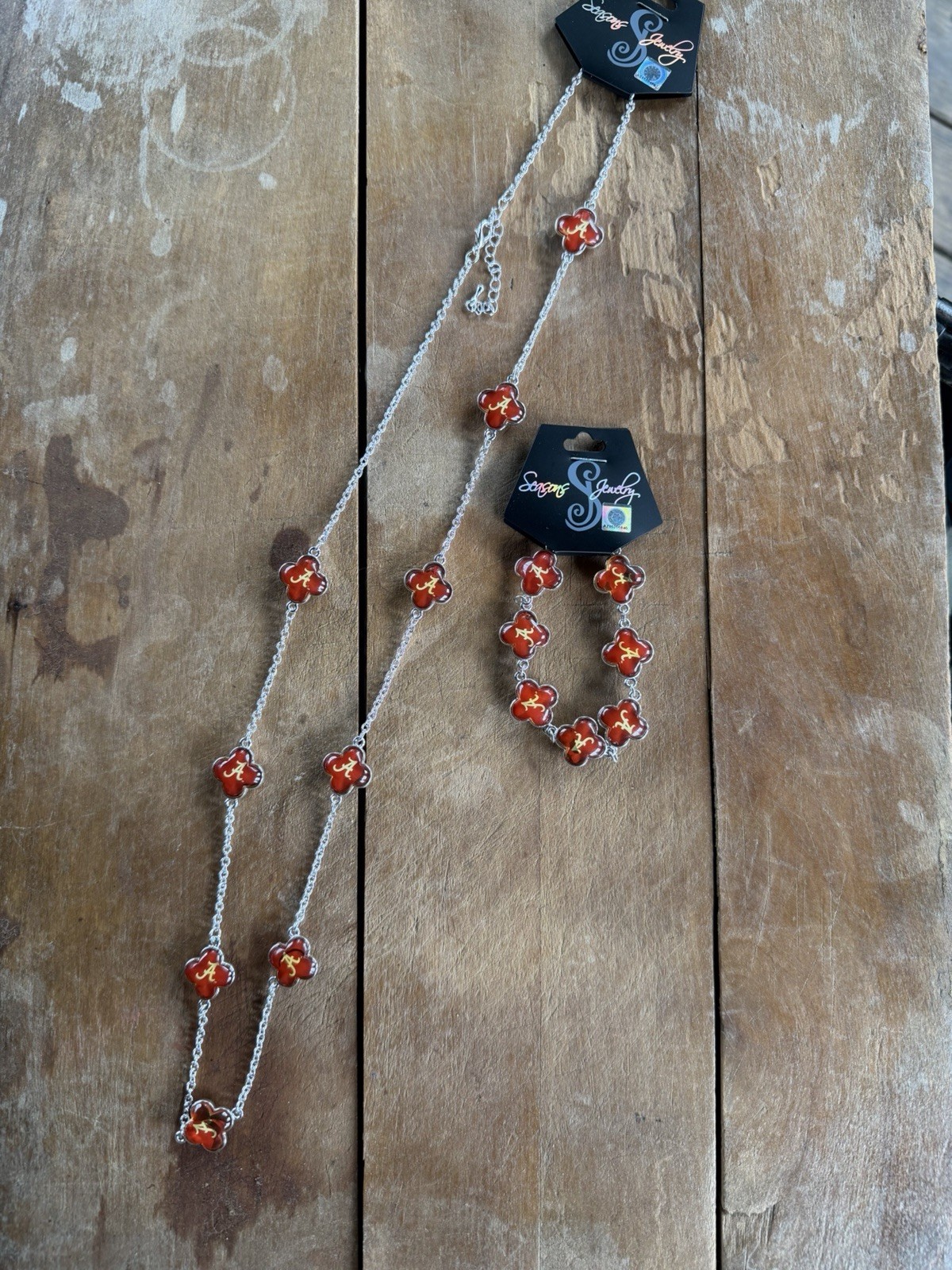 50 piece Jewelry Alabama Crimson Tide Necklace & Bracelet