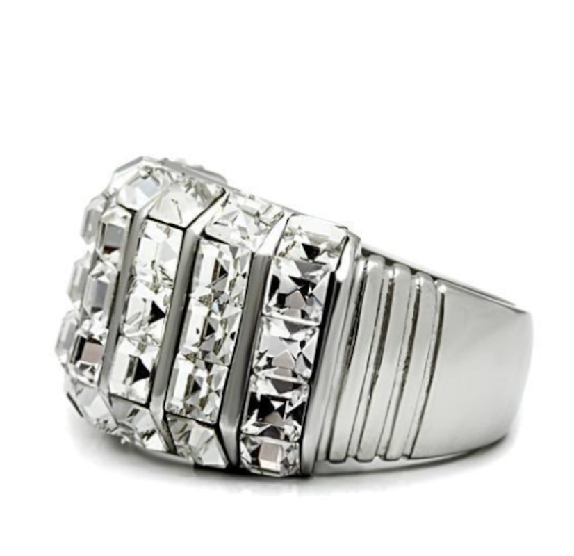 Women’s Cluster Ring Sparkling Crystals Stainless Steel Sz 5 6 7 8 9 10