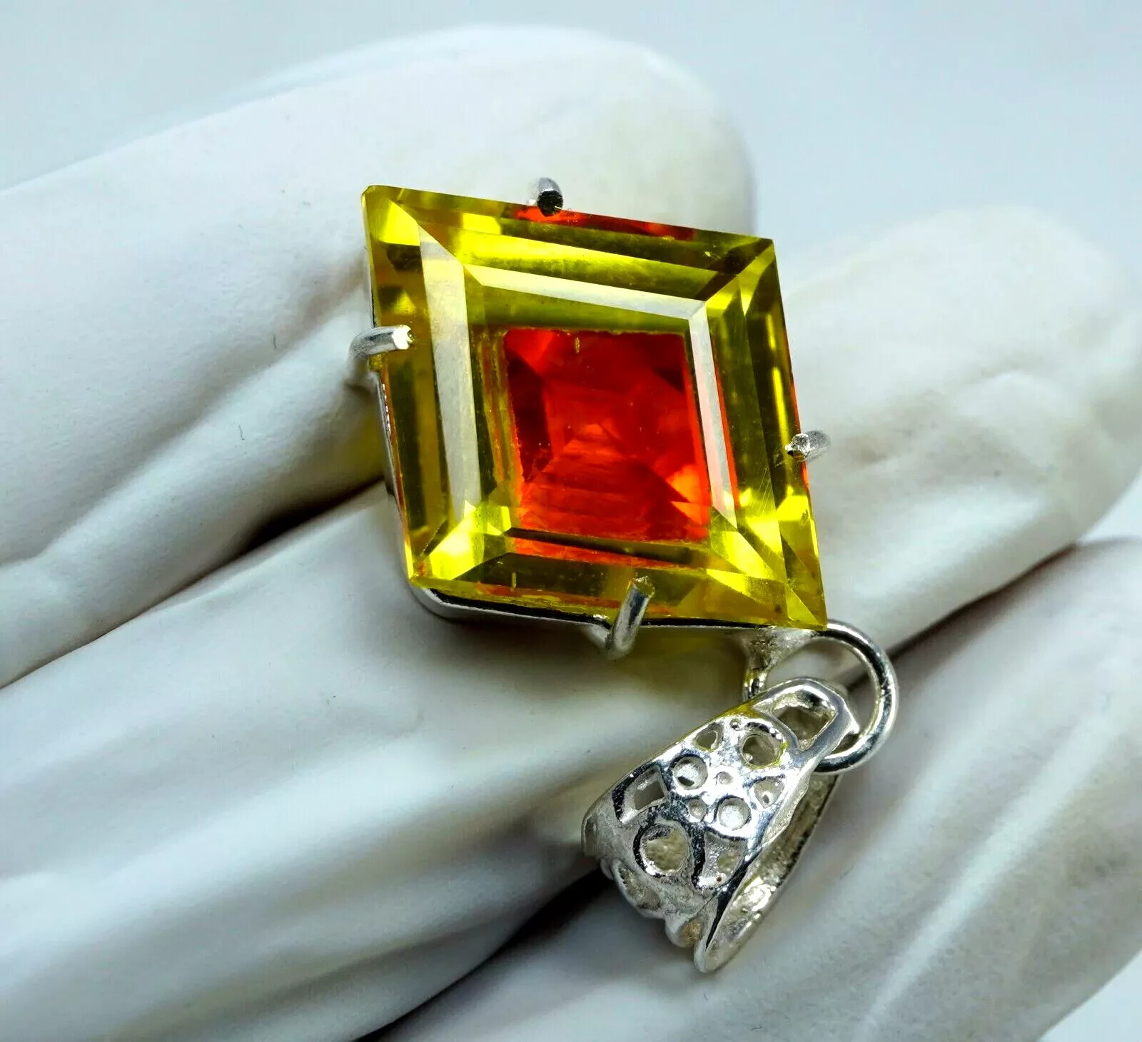 Fancy Natural 30.95 Ct Bi-Color Rare Pitambari Sapphire 925 Silver Pendant Gem