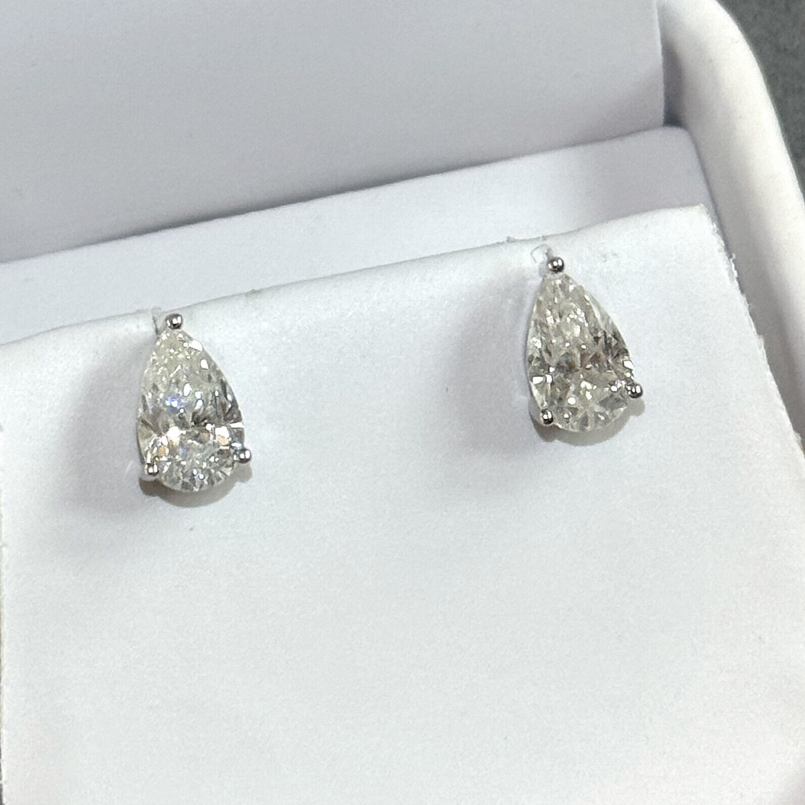 Pear Cut Moissanite Stud Earrings Certified VVS1 – 925 Silver or 14K Gold