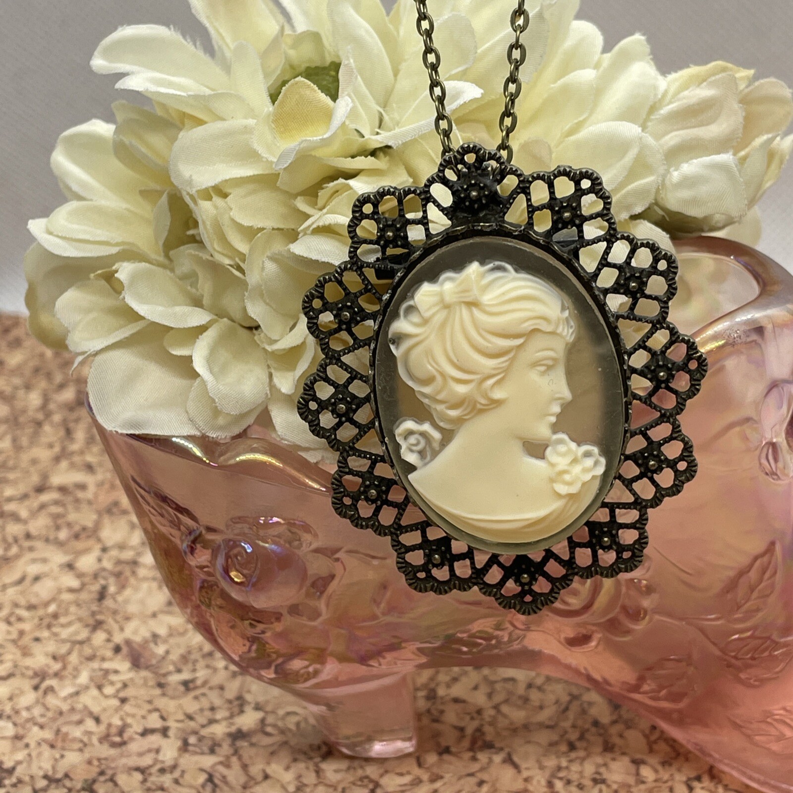 Victorian Lady Wedding Party Cameo Bronze Brooch Necklace Pendant Wedding New