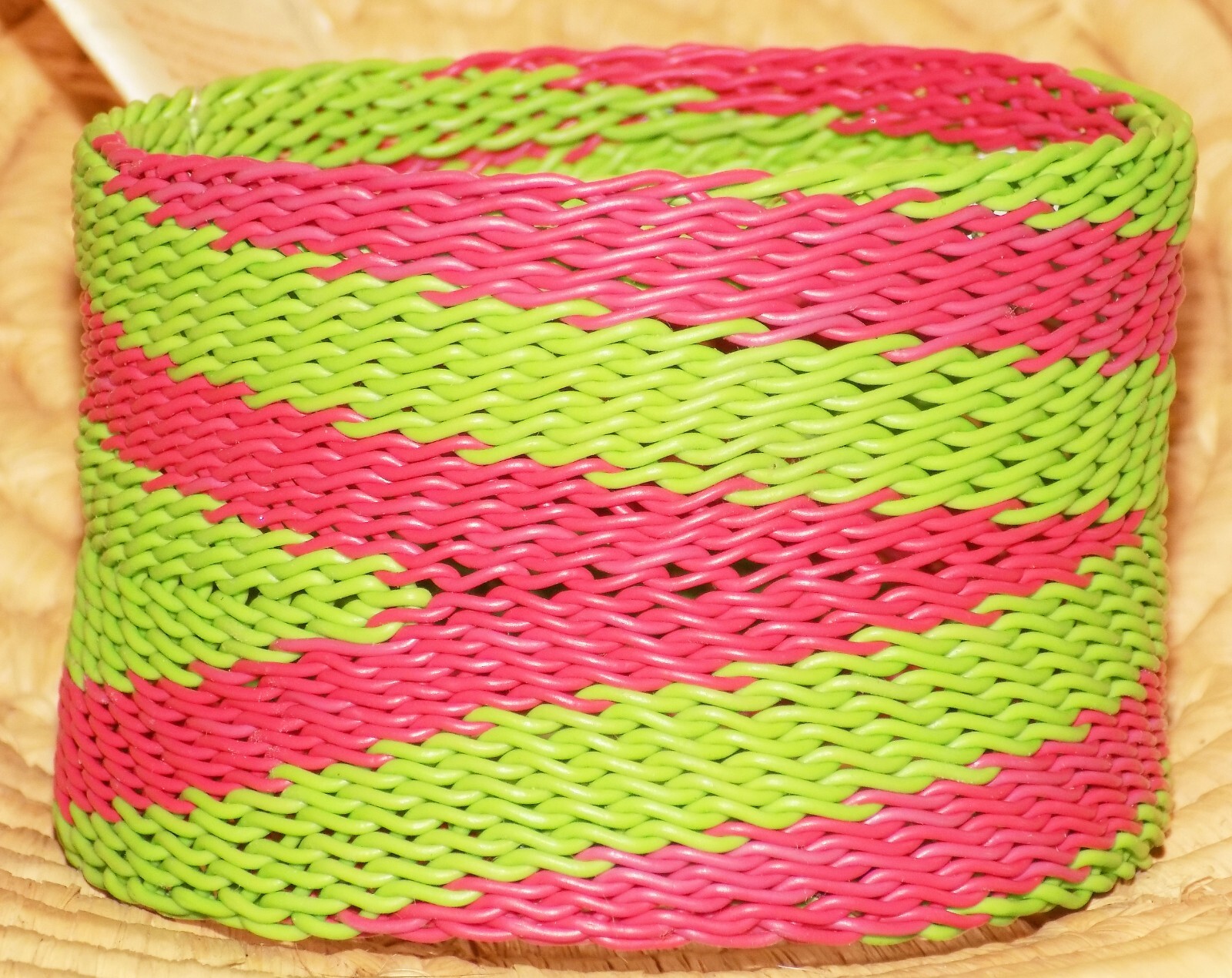 Bangle Fair Trade African Telephone Wire bracelet MEDIUM jbww120