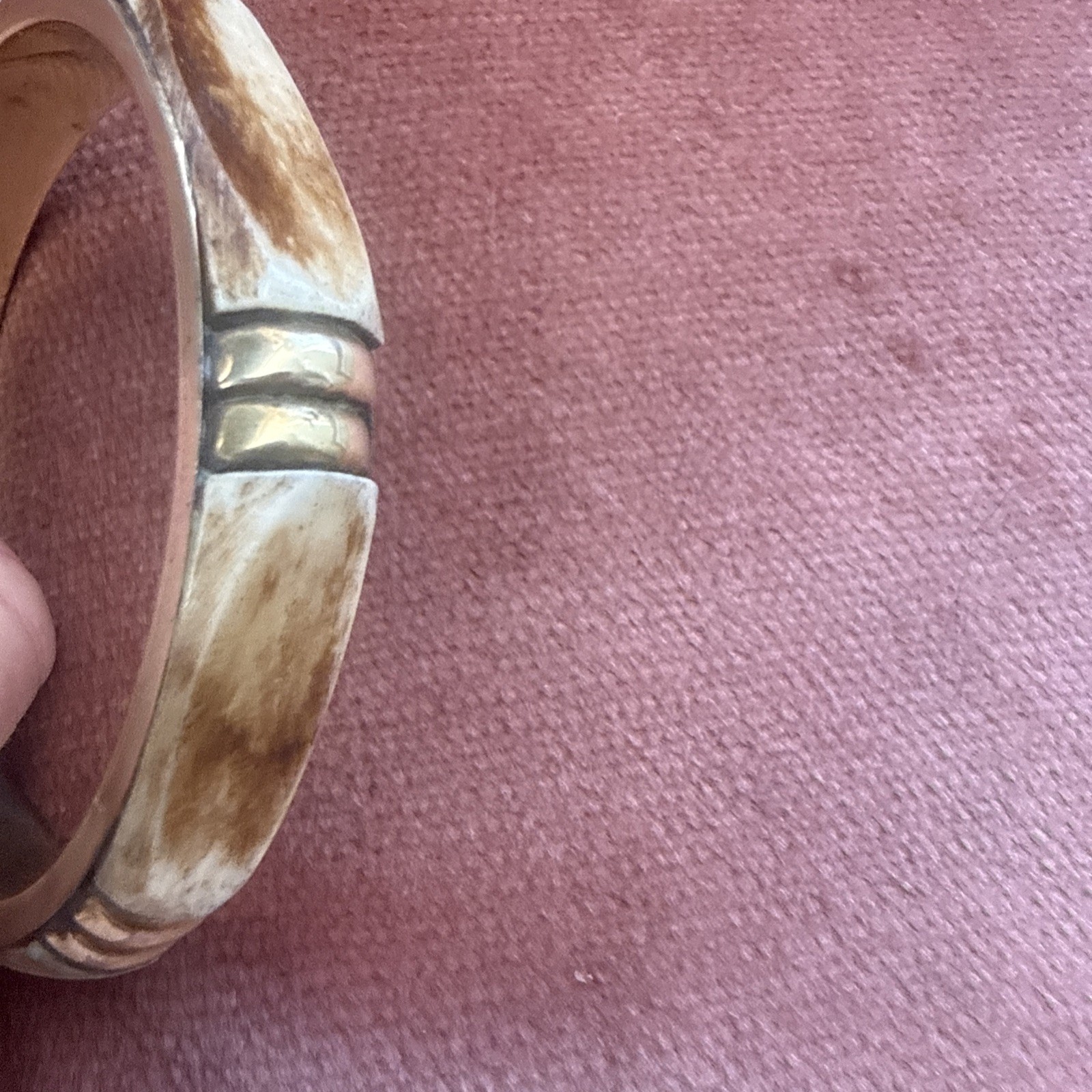 VINTAGE ! REAL BONE & Solid BRASS BANGLE BRACELET GOLD Tone