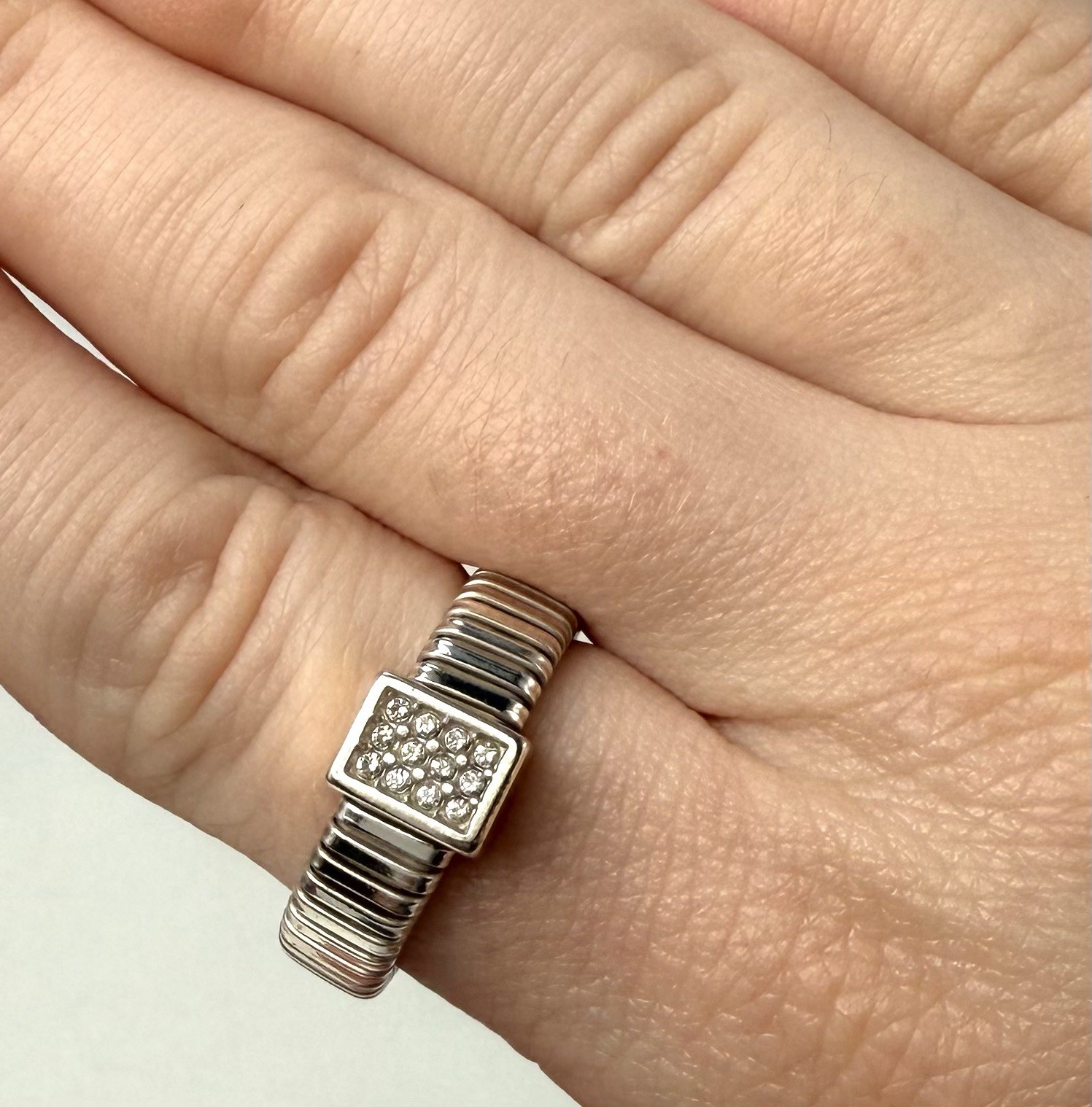 Brighton Meridian Zenith Tubogas Silver & Crystal Soft Ring Size 7.5 (J-243)