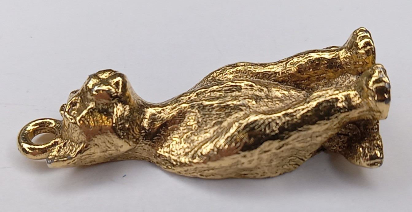 Sitting Cat Gold Toned Charm Pendant 1996 Vintage No Maker Mark