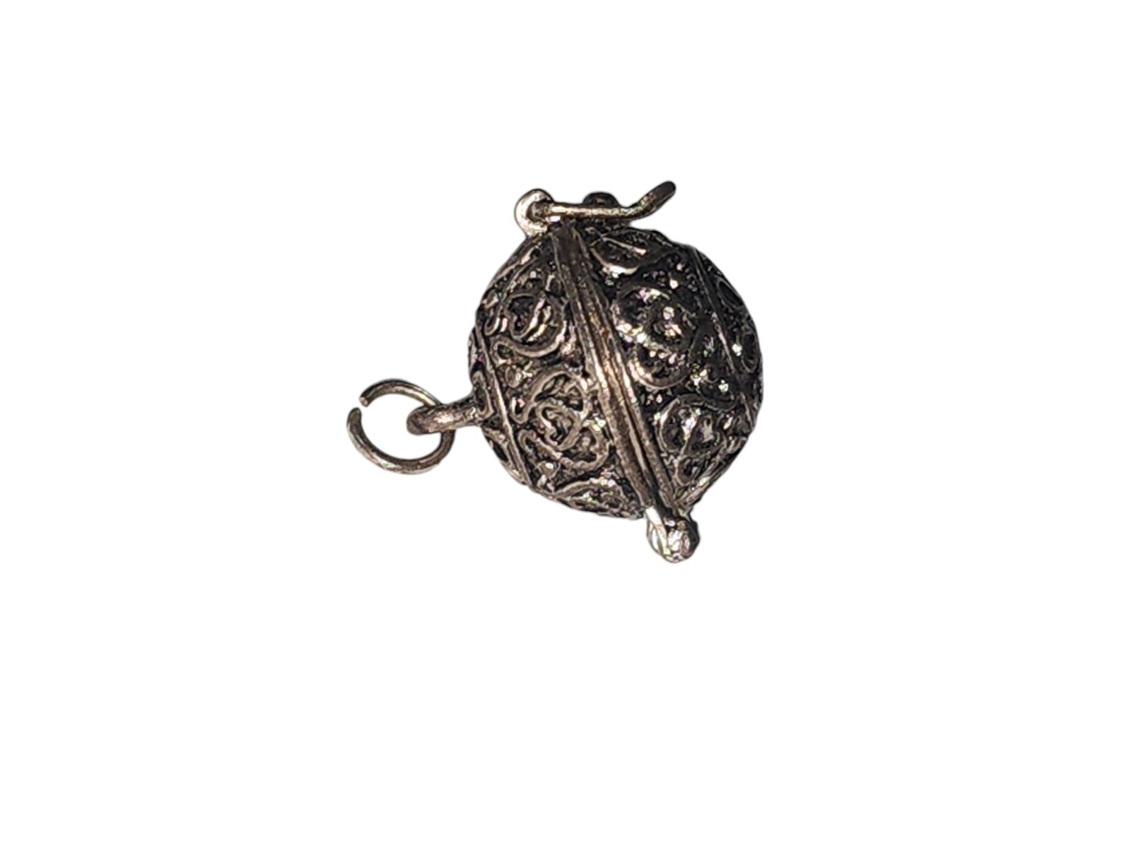 Silver Tone Orb Locket Pendant Charm Ball Sphere Opens Celtic Hearts .75”