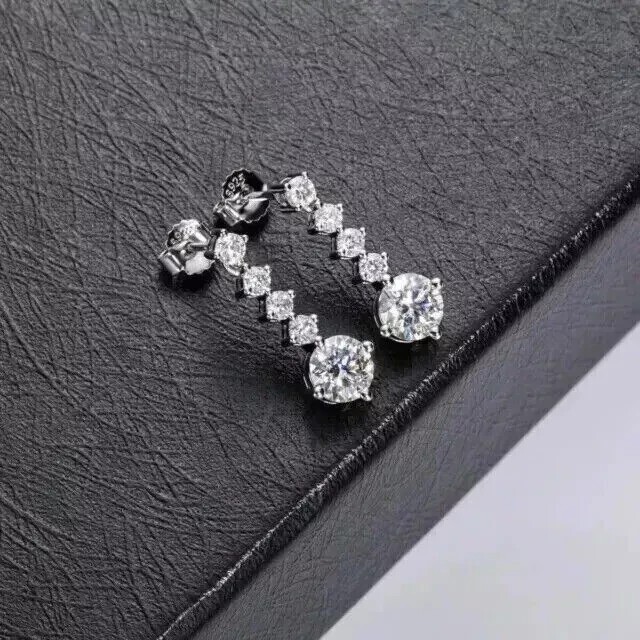 14K White Gold Plated In 2Ct Round Cut Simulated Diamond Stunning Drop Earring