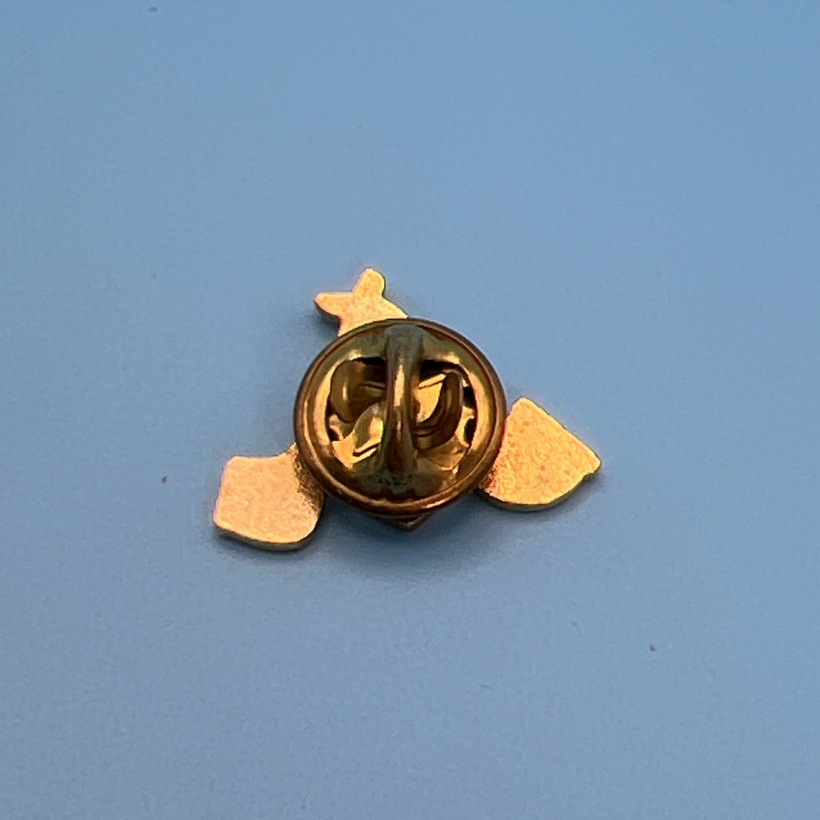 Gold Tone Enamel Heart Pin 1 in Love Theme Red Brown Black No Stone