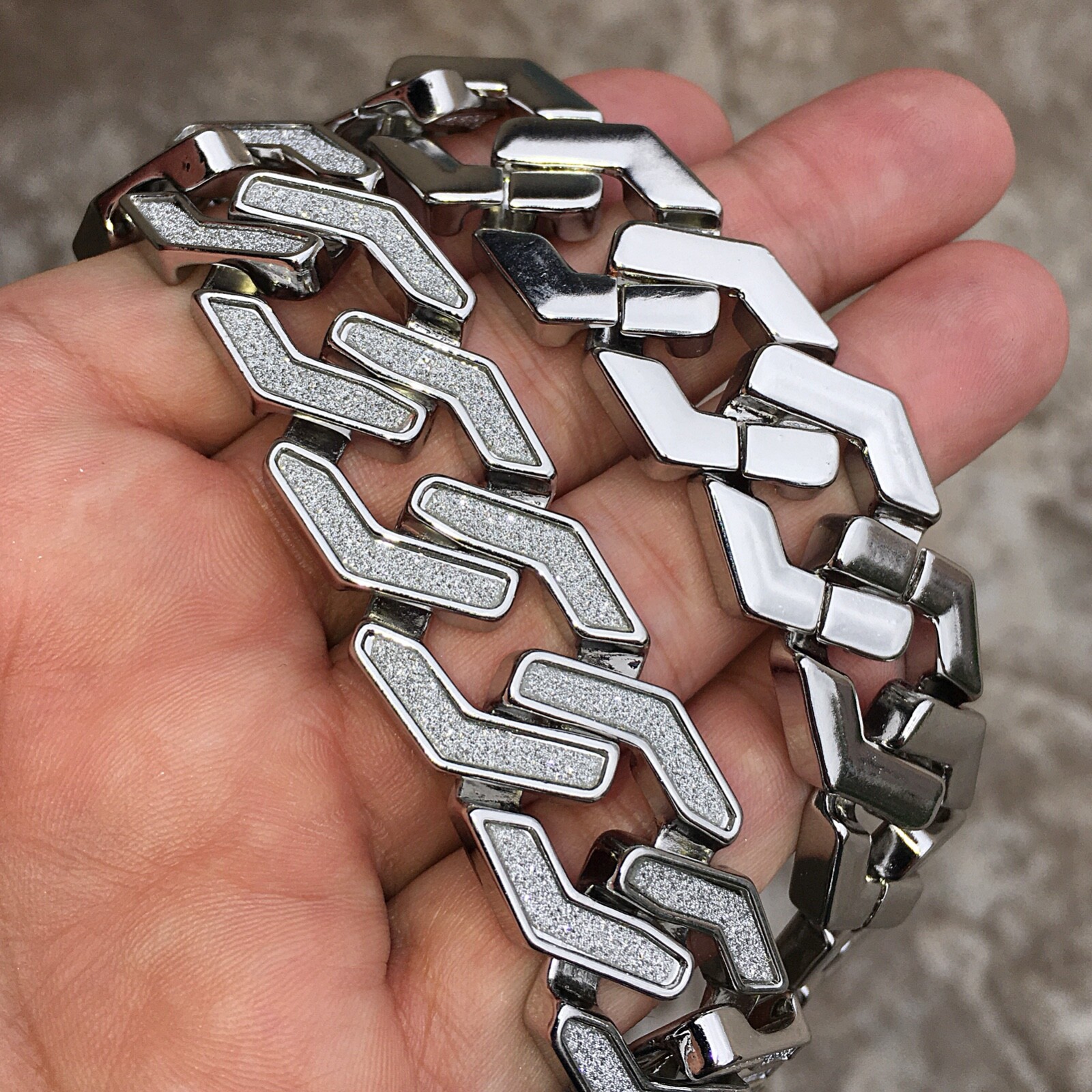 Men’s Sand Blast Chain Silver Tone Squared Links Hip Hop Necklace 20MM x 30″ in
