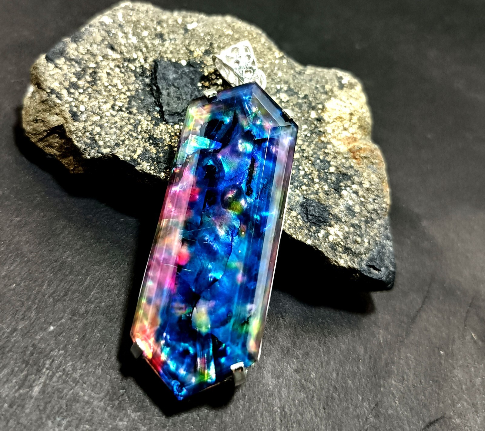 Certified 91.35 Ct Natural Ammolite 925 Solid Silver Pendant Loose Gemstone