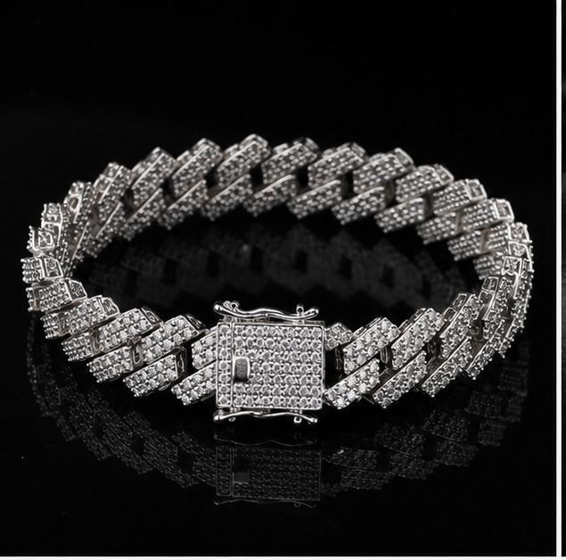 9 Ct Simulated Diamond Elegant Men’s Cuban Link Bracelet 14K White Gold Plated