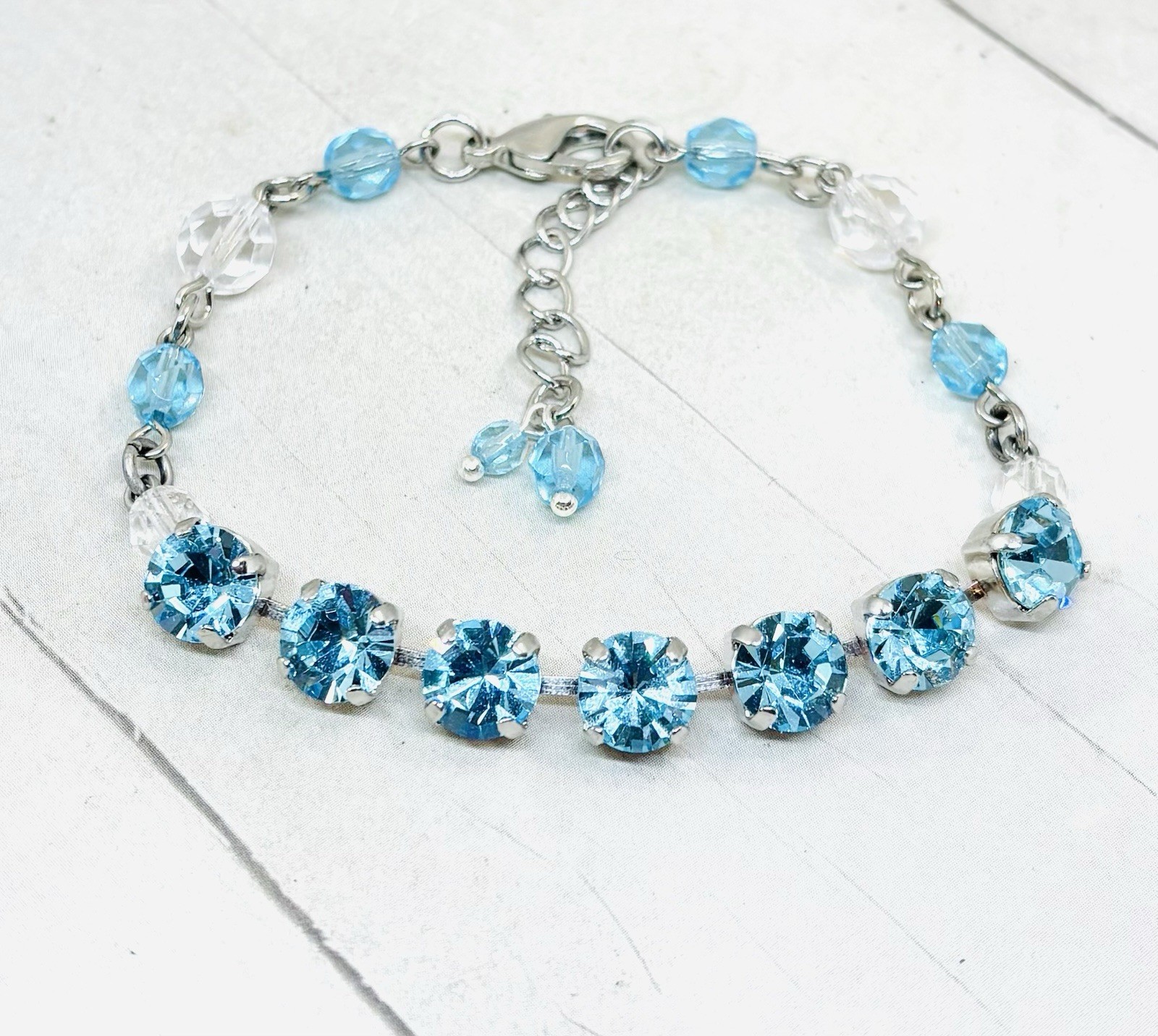 8mm Shiny Silver Plated Beaded Aquamarine Tennis Cup Chain Bracelet
