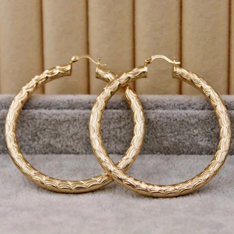 Vintage Concise Design Textured Golden Plated Circle Hoop Earrings for
