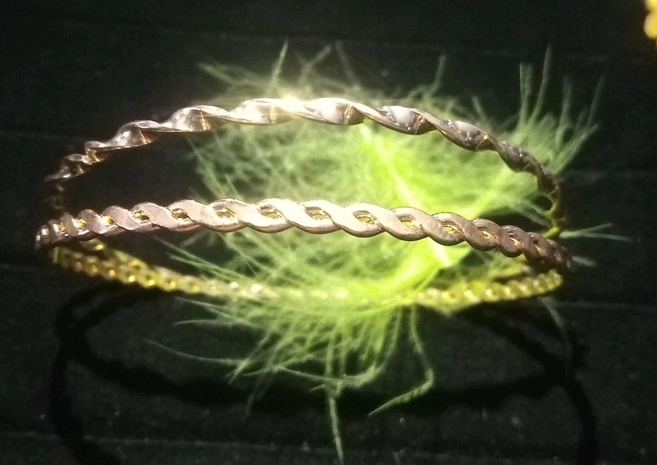 2-8 1/2″ GOLD PLATED BANGLE BRACELETS- 1 -CORKSCREW STYLE- 1 -FIGURE 8 STYLE