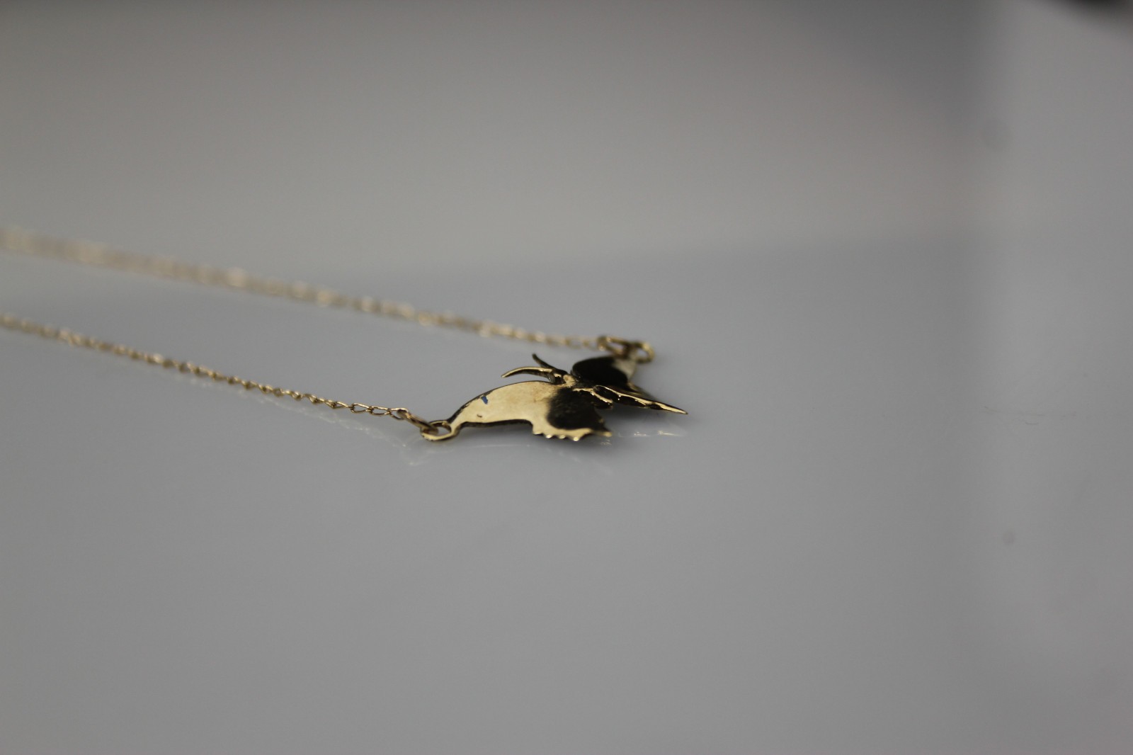 14k Yellow Gold Delicate Blue Butterfly 17″ Necklace 1.2 Grams (NEC6010)