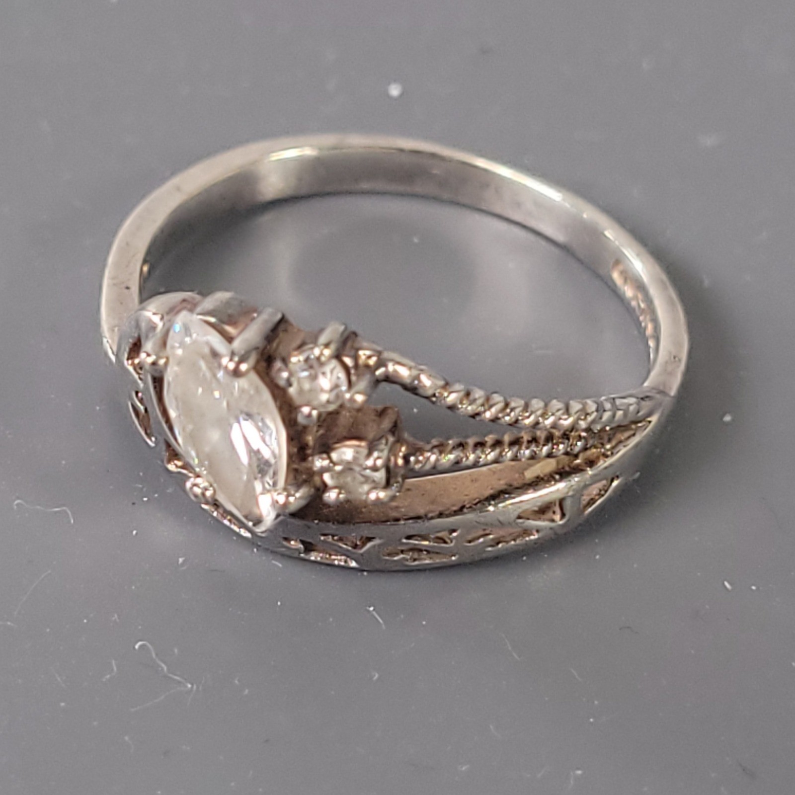 Marquise Rhinestone Ring Womens Size 8 Silver Tone Filigree Bypass Vintage Style