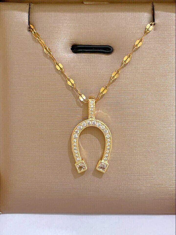 2 Ct Round Cut Simulated Diamond Horseshoe Pendant 14k Yellow Gold Plated Silver