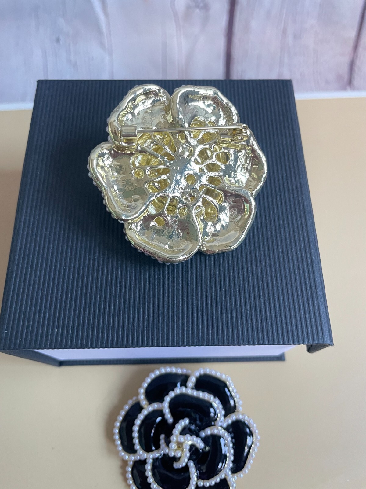 Womens Girls Camellia Flower Key Pearl Charm Brooch and Flower Pins Set of 3