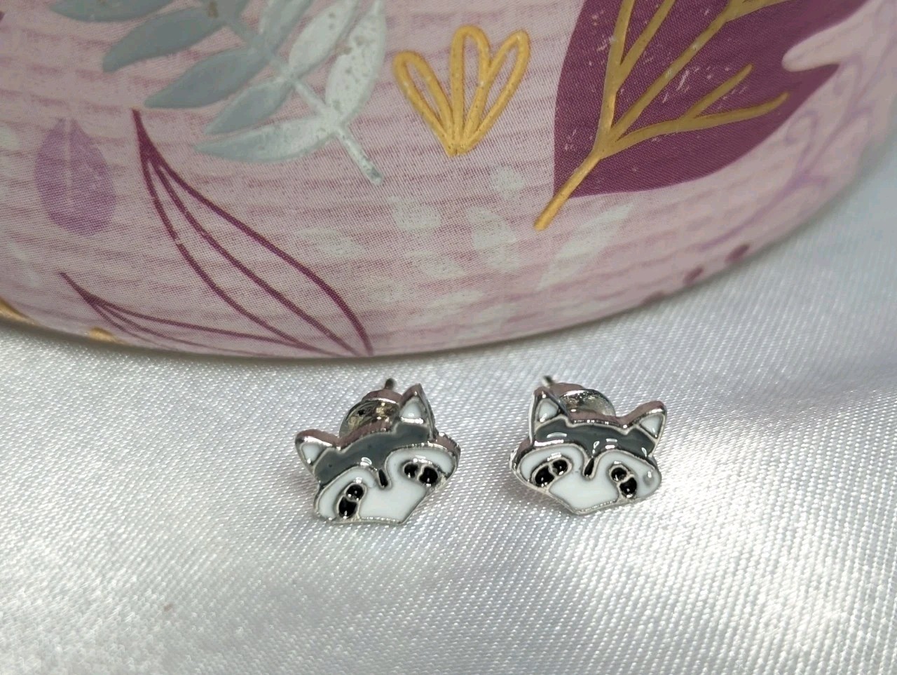 NEW Earrings White Gray Raccoon 🦝Sterling Silver Studs Painted Fashion Earrings