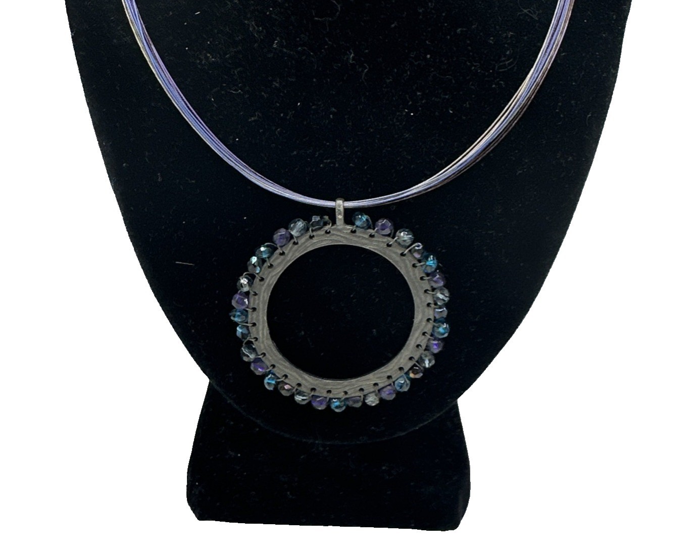 Round Pendant Necklace Wire Beaded Boho Fashion Jewelry Gunmetal Gray 20″