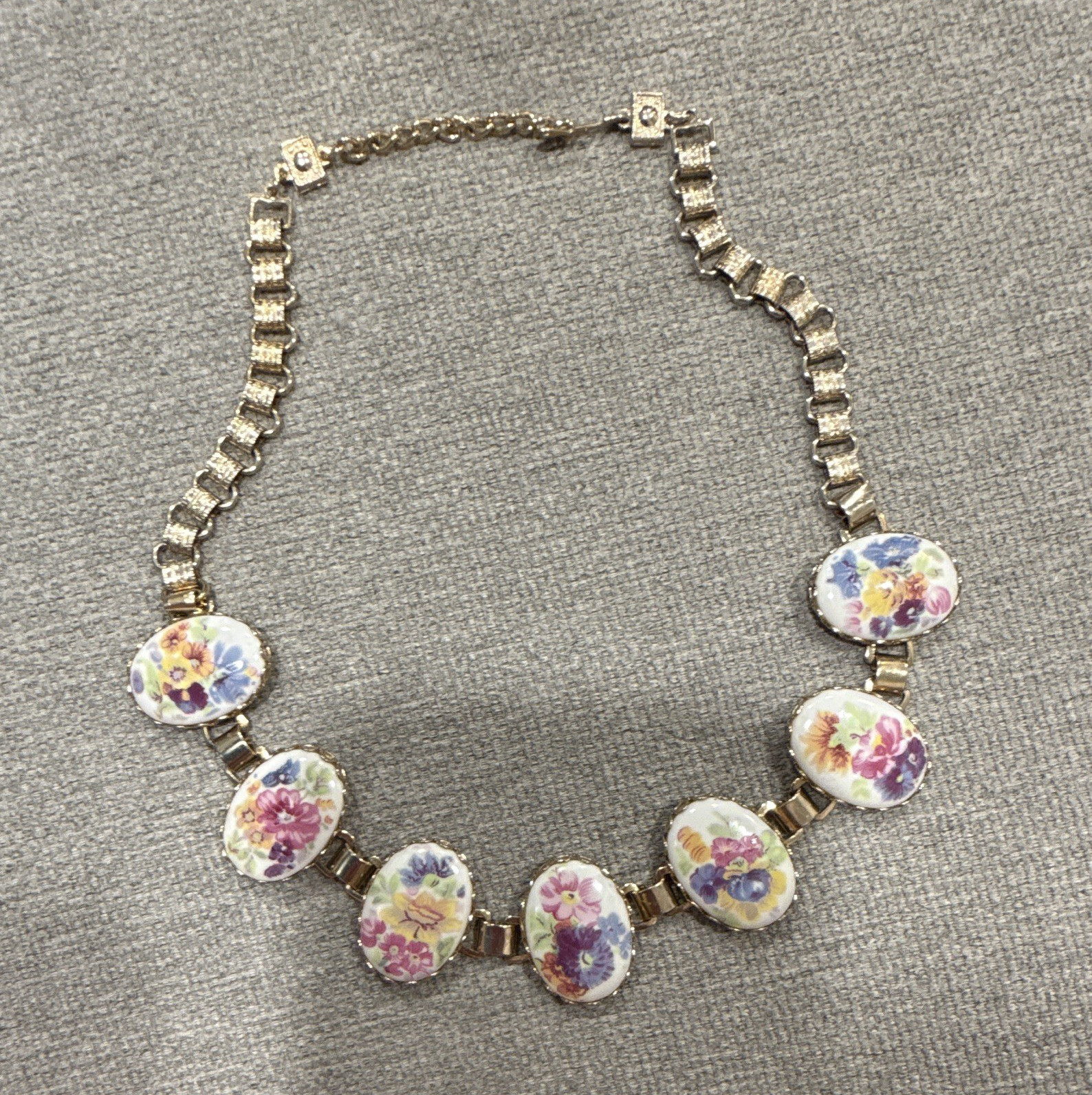 Vintage Hand Painted Floral Porcelain Cabochon Gold Tone Necklace Estate Jewelry