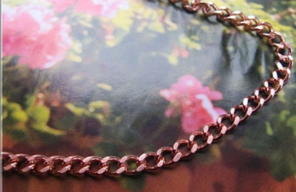 Solid Copper Chain CN622G – 3/16 of an inch wide. Available in 18 to 30 inches.