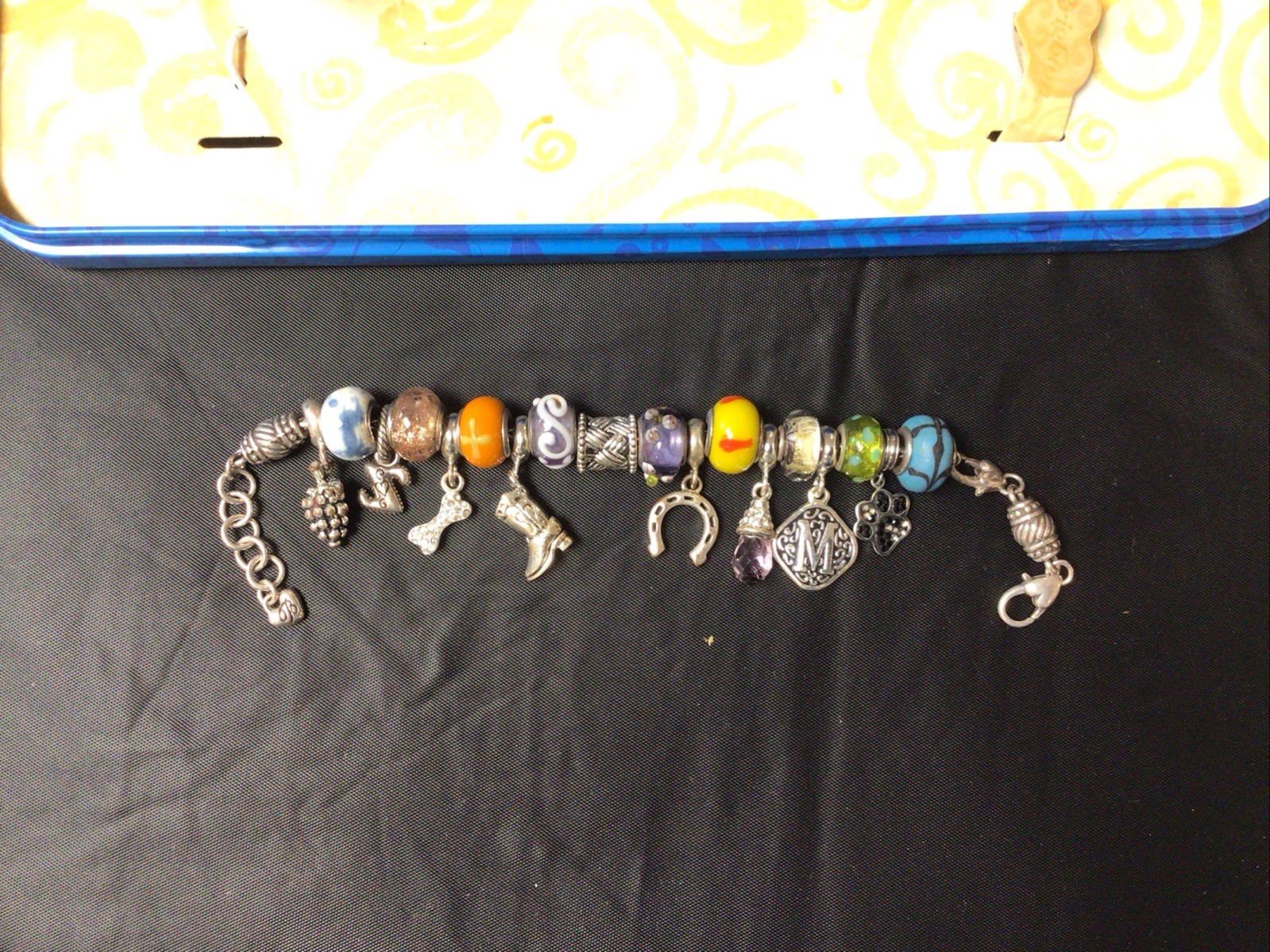 Brighton Slide Charm Bracelet W/8 Dangle Charms & 10 Beads plus tin