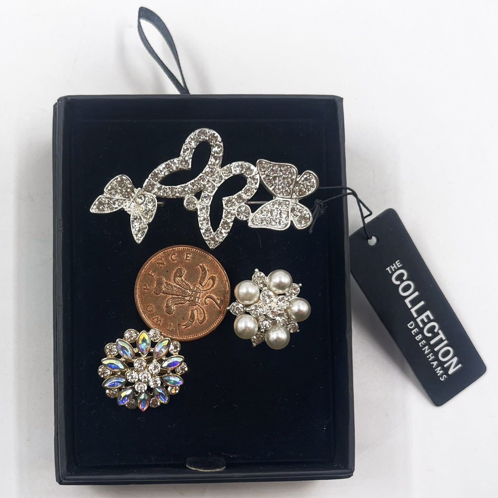 NEW JON RICHARD DEBENHAMS COLLECTION SET OF 3 LOVELY BROOCHES IN ORIGINAL BOX