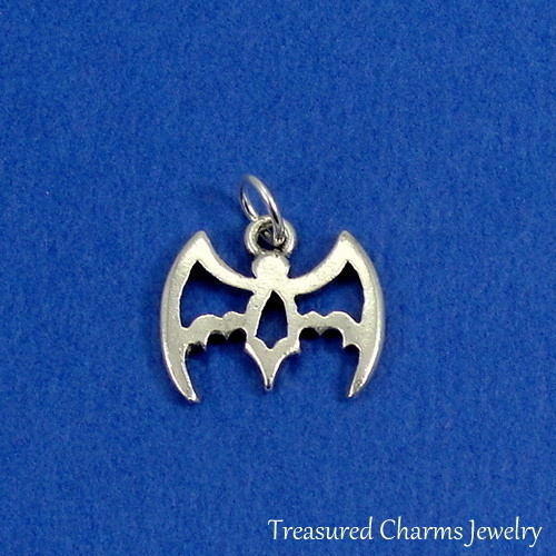 Silver BAT OUTLINE CHARM Vampire Halloween CHARM PENDANT