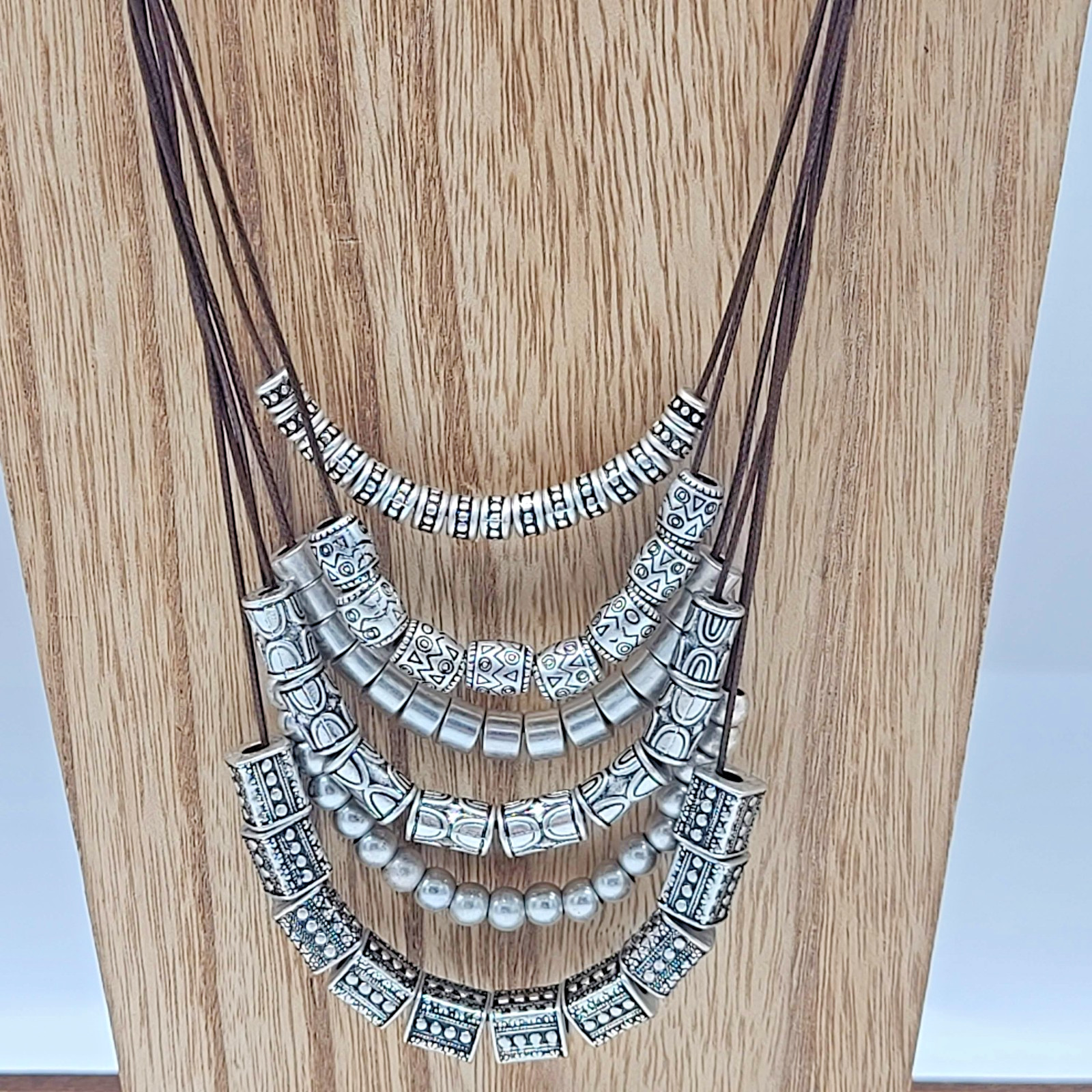 Premier Designs STYLE CENTER Necklace Silver Beads on Brown Cord 16 to 20″