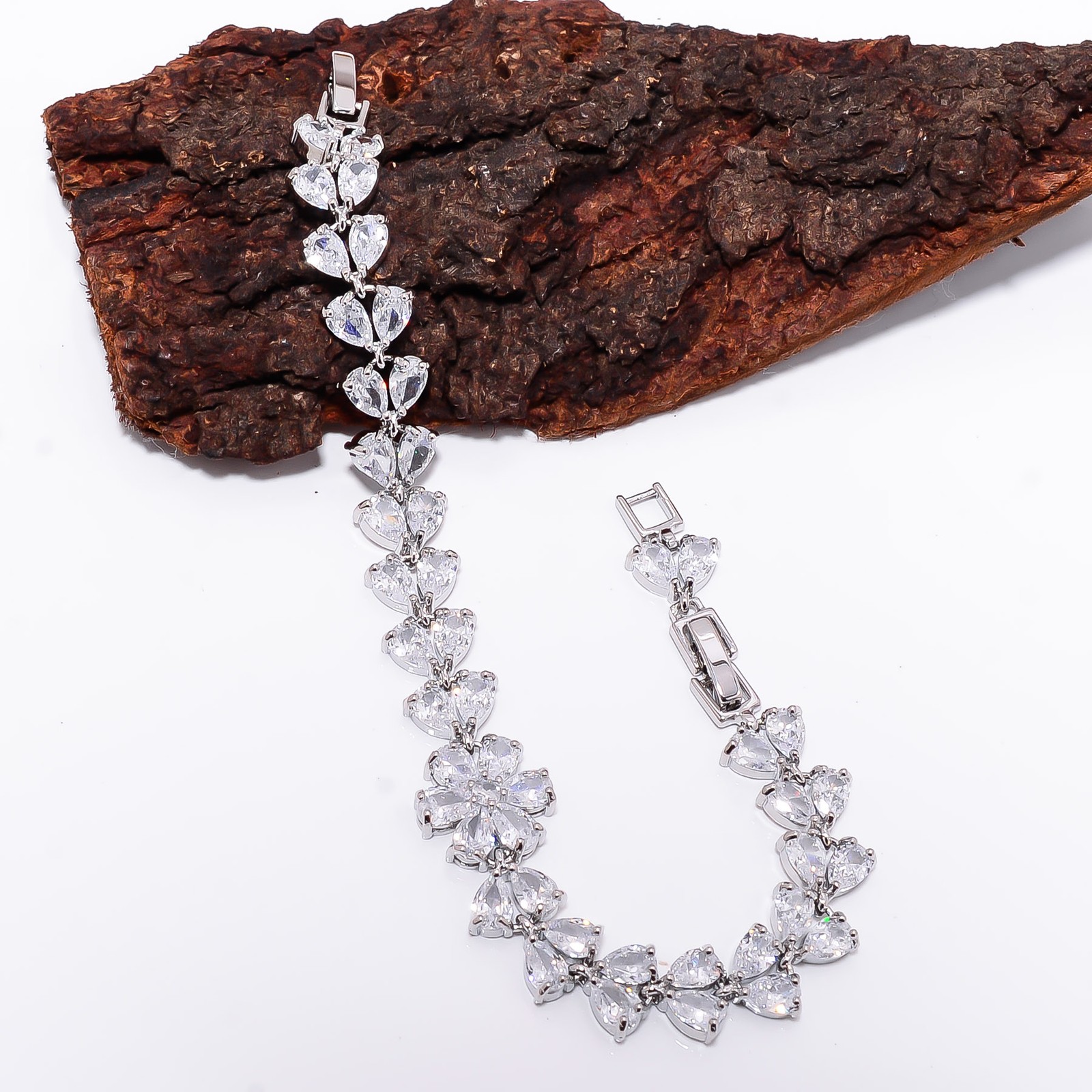 White Topaz, CZ 925 Sterling Silver Adjustable Bracelet 7-8″ B13485