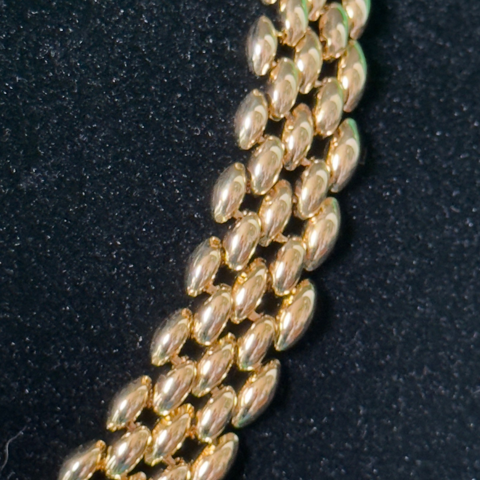 Gold-Tone Oval Link Statement Necklace Secure Clasp 18″ Women