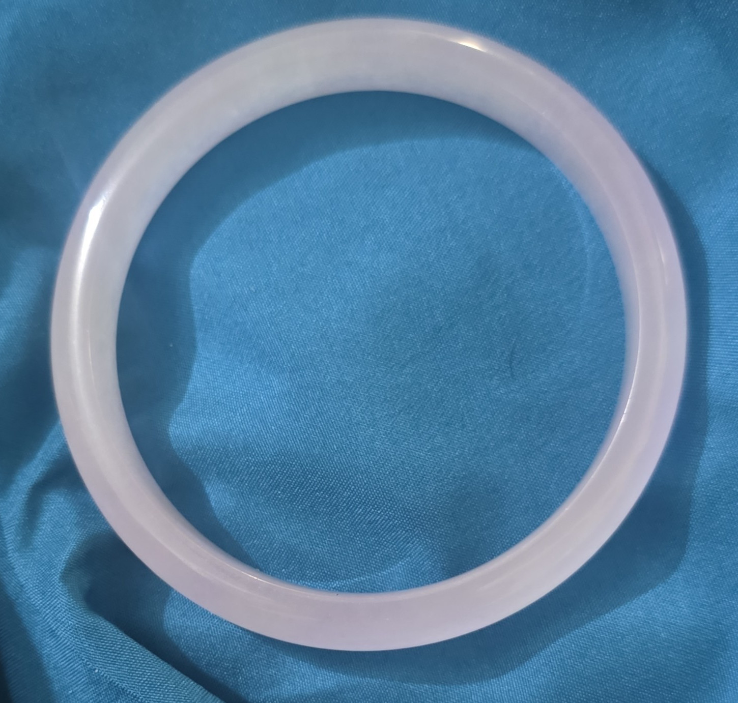 Lavender Natural Jade Bangle
