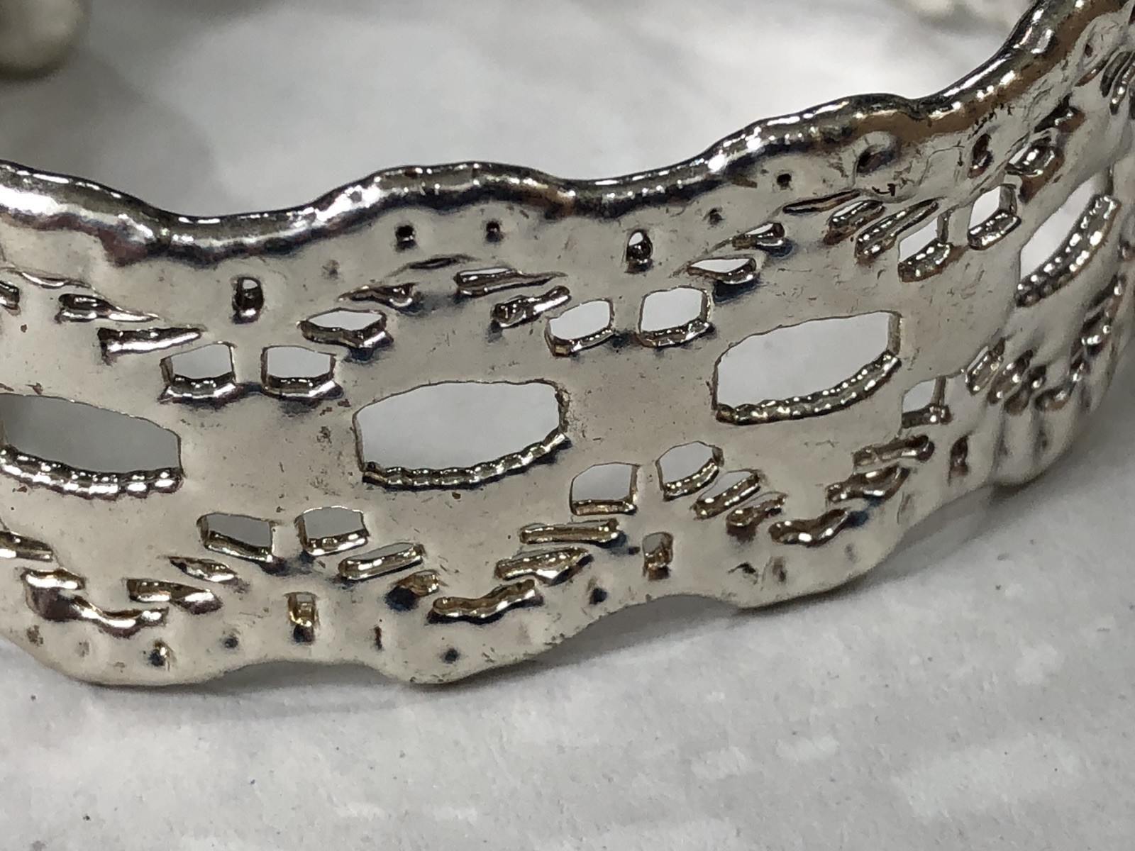 Belart Cuff Bracelet Open Lace Fair Trade Handmade Colombia – NWT