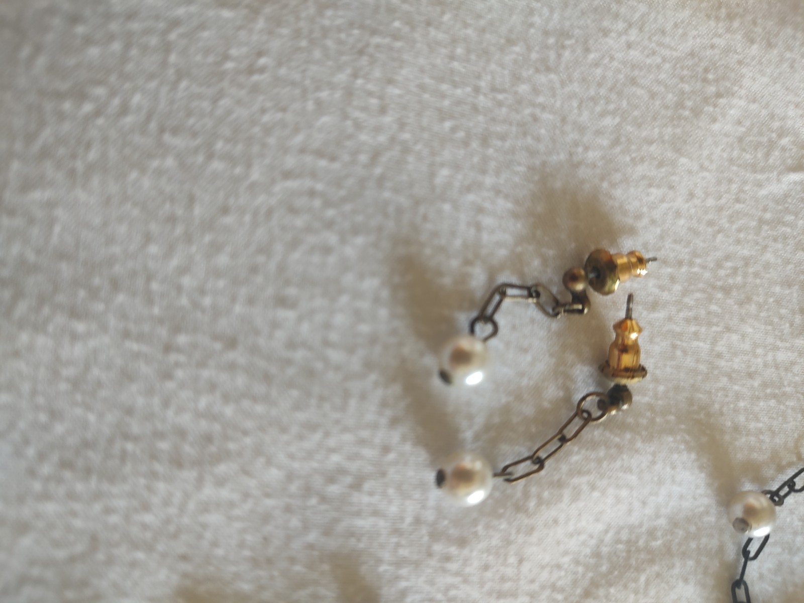 Necklaces/Earrings