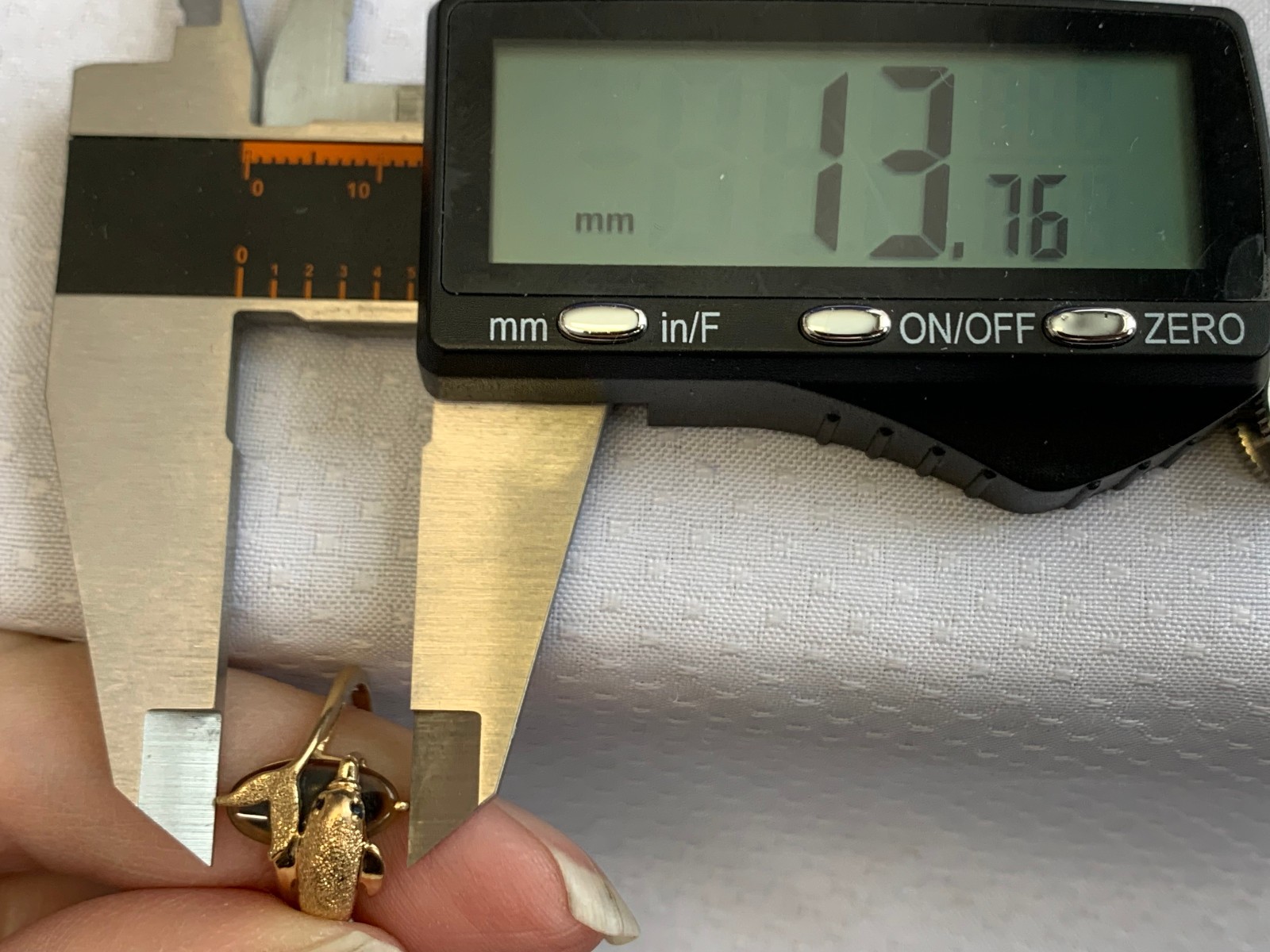 10K Yellow Gold Dolphin Ring 2.53g Fine Jewelry Size 5.25 Band Onyx Look *READ*
