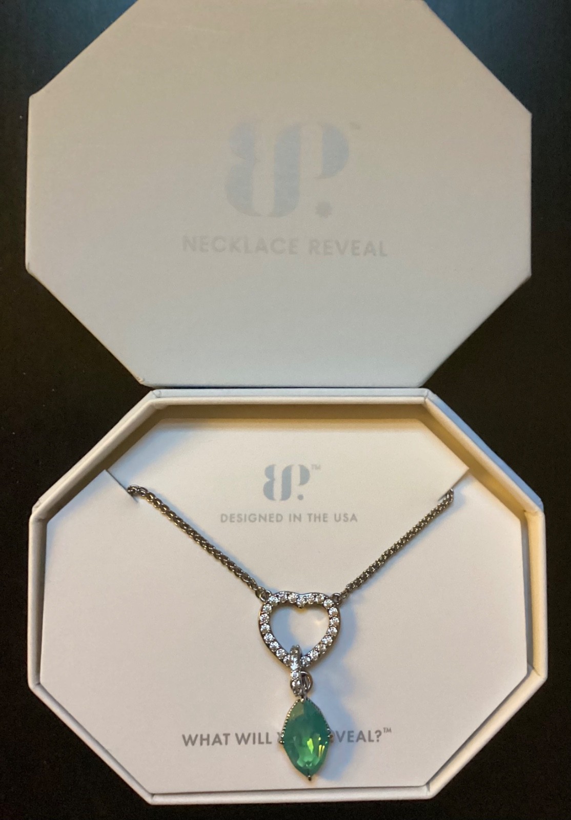Bomb Party OG Necklace “The Radiance Heart” Green Opal – Hematite NK23865