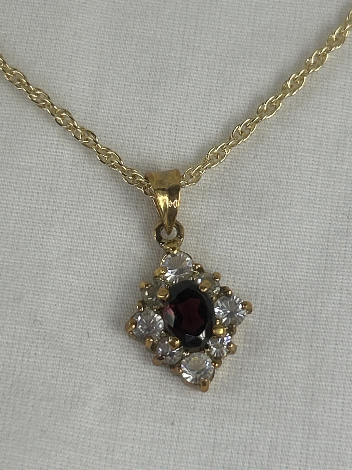 Diamond Shaped Pendant Necklace Purple Oval Clear Crystals 20” Gold Tone