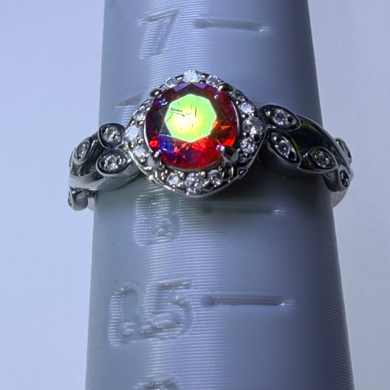 Fragrant Jewels Aurora Borealis Mystic Rainbow Vine Halo Ring Silver Tone Size 8