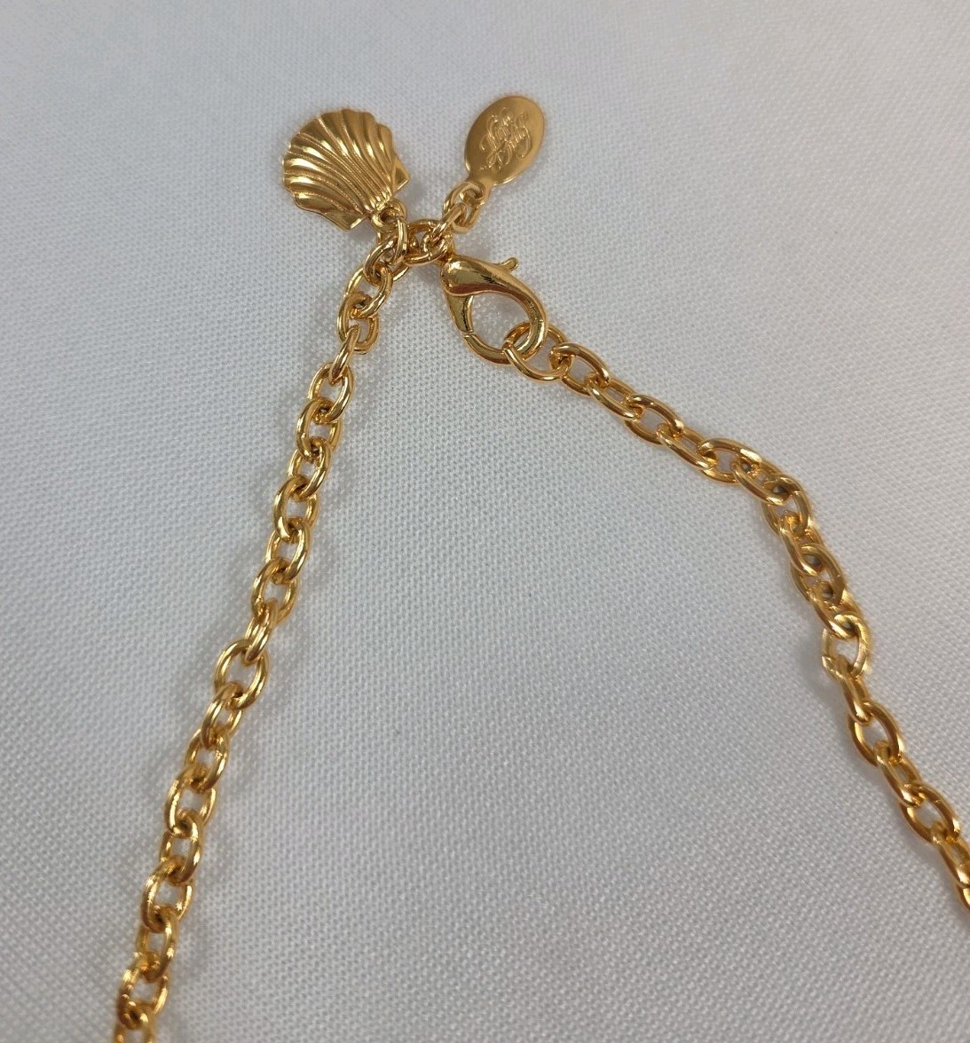 VTG Kirks Folly Gold Tone Seashell Charm Chain Necklace Beach Sea Life Boho Chic