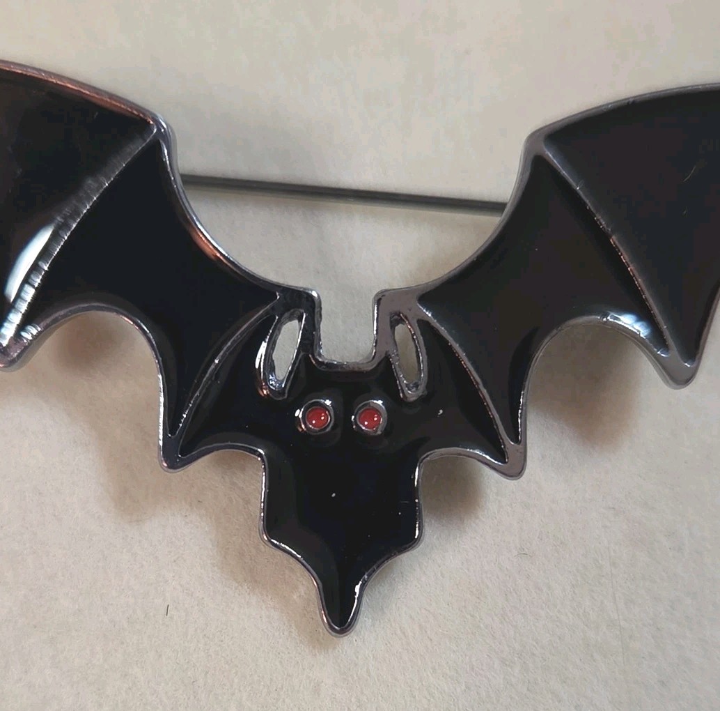 Halloween Bat Brooch – Spooky Costume Pin –Autumn Jewelry Gift for Women
