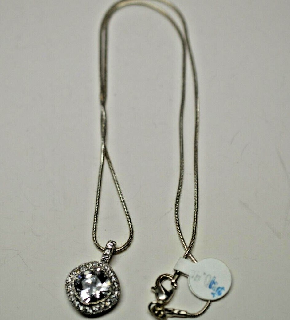 STERLING SILVER 7.00 CTS CUBIC ZERCONIA HALO NECKLACE 18″