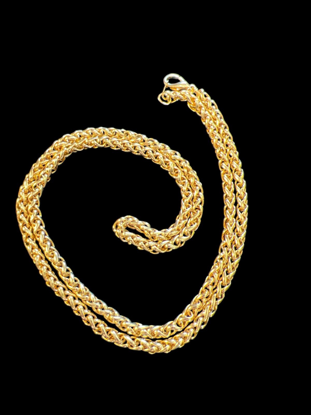 Classic Joan Rivers Brand Gold-Tone Wheat Chain 30 inches.