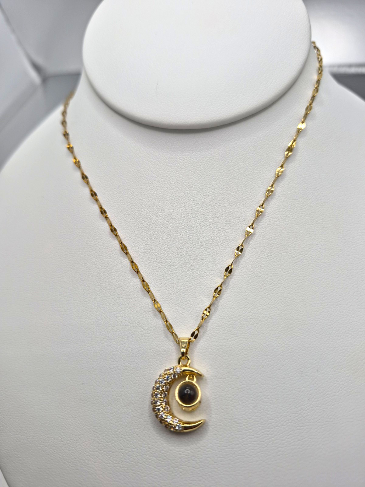 Gold Tone Chain Necklace Crescent Moon Charm Pendant Round Black Stone Celestial