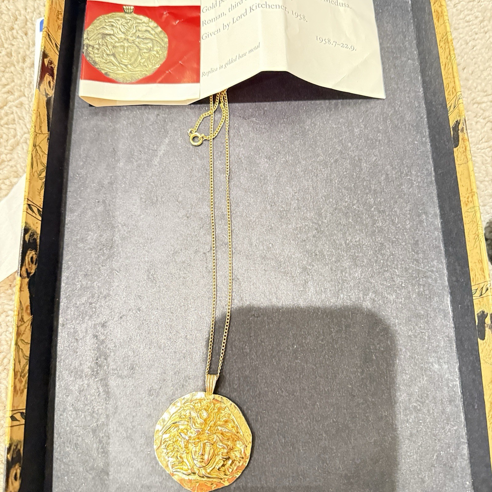 VINTAGE MYTHOLOGY Medusa PENDANT NECKLACE replica British Museum with 26in chain