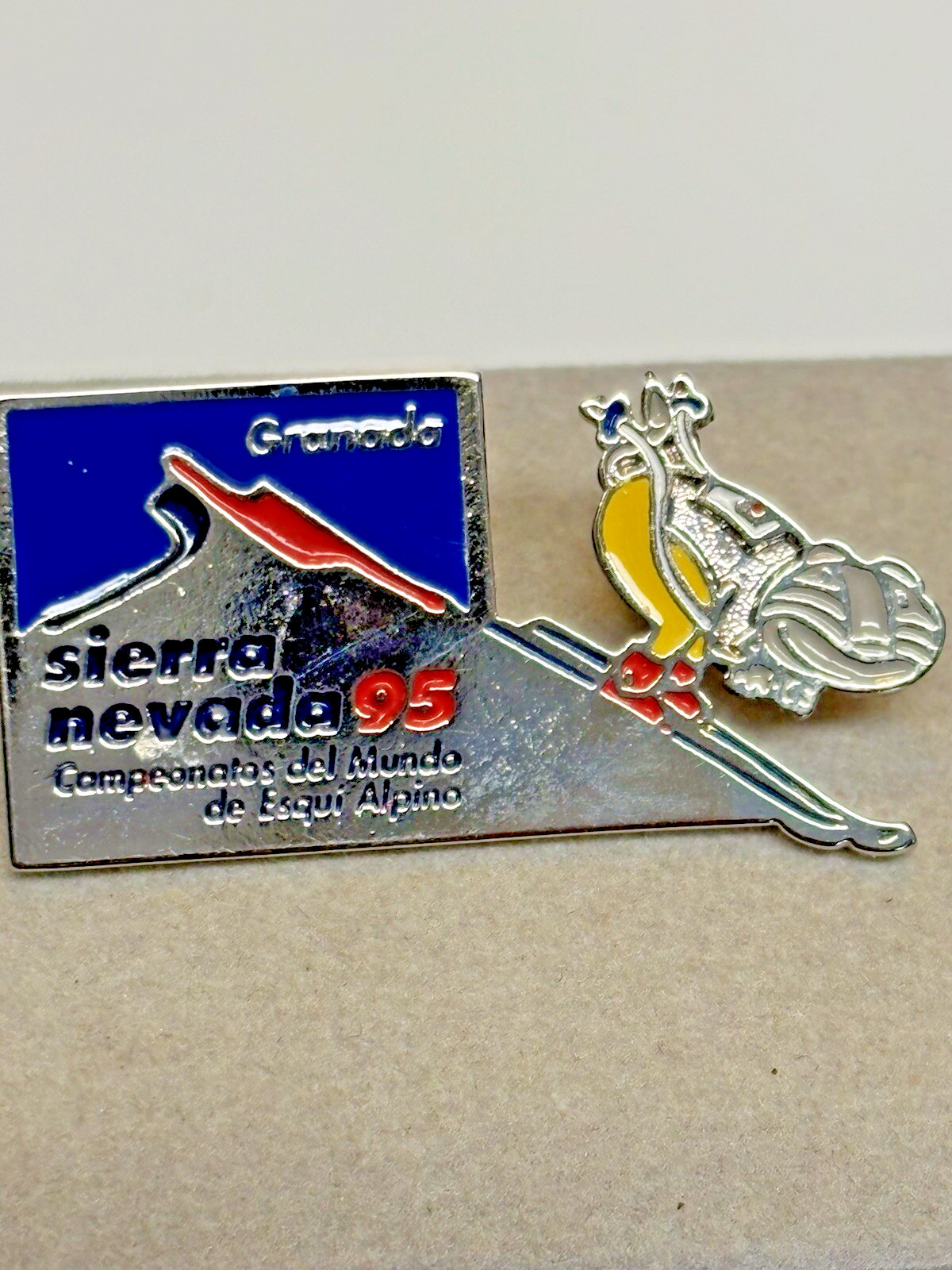 PIN TIGER SKIING SIERRA NEVADA 95 CHAMPIONSHIP ALPINE SKIING