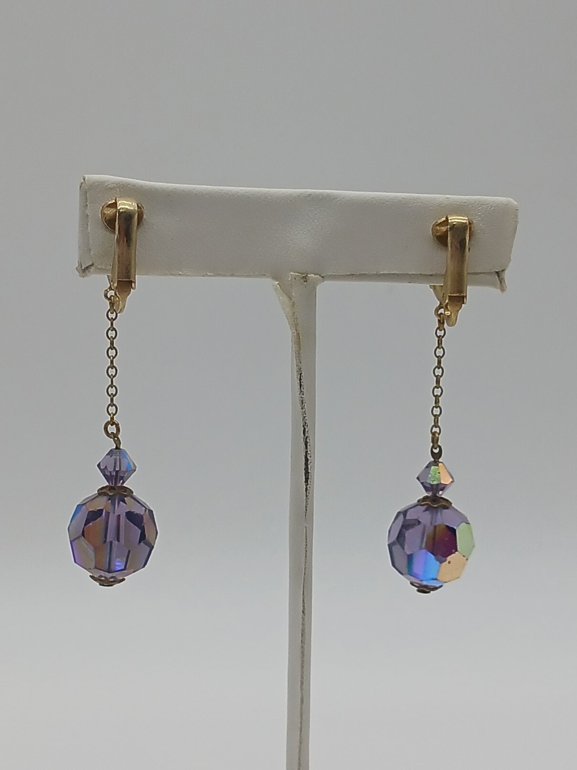 Vintage Purple Faceted Drop Dangle Clip On Earrings 2.25 Inches Glass Bead