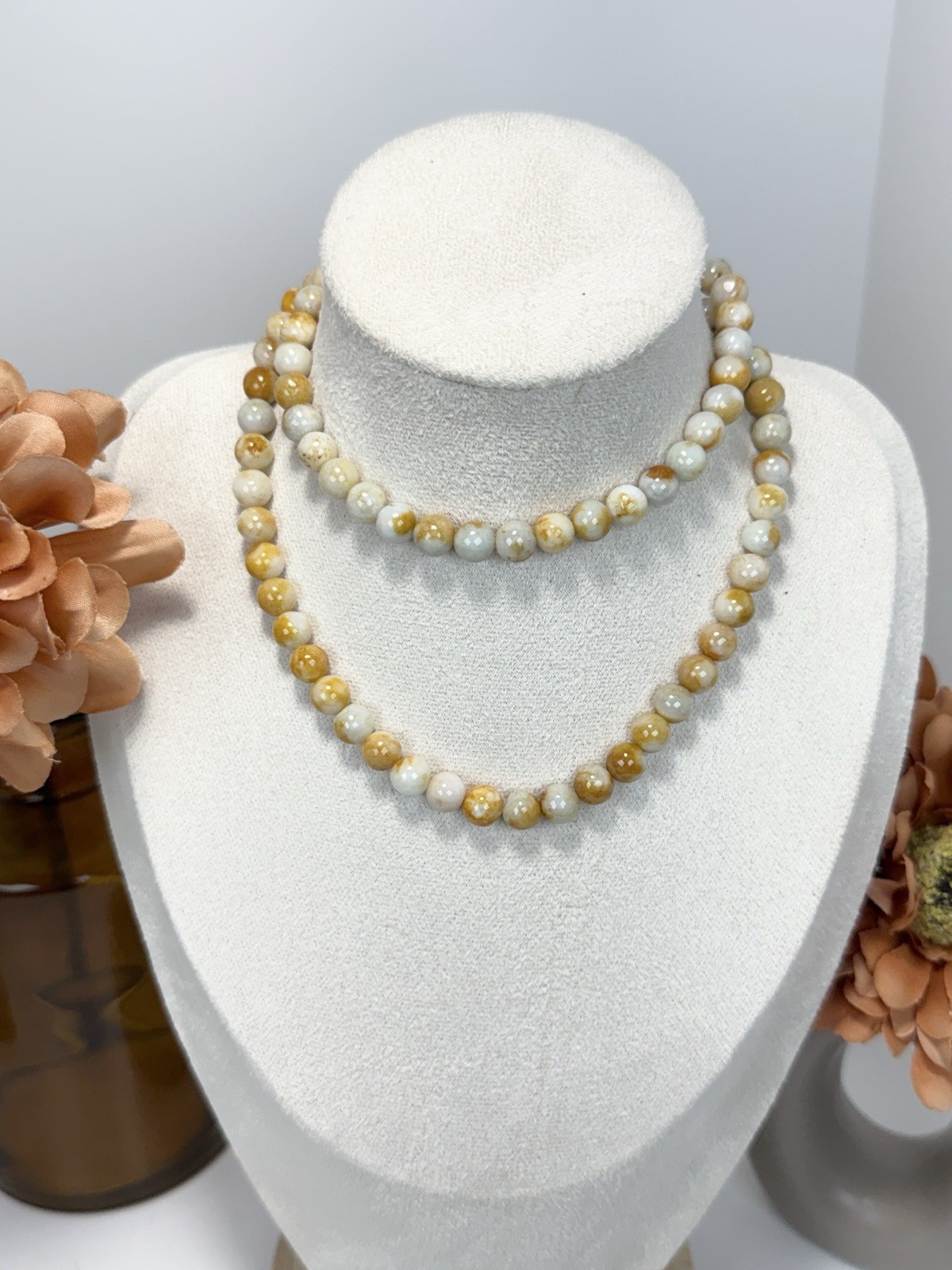Jadeite Yellow/White 25IN No Closure Bead Necklace 8MM w/Certificate
